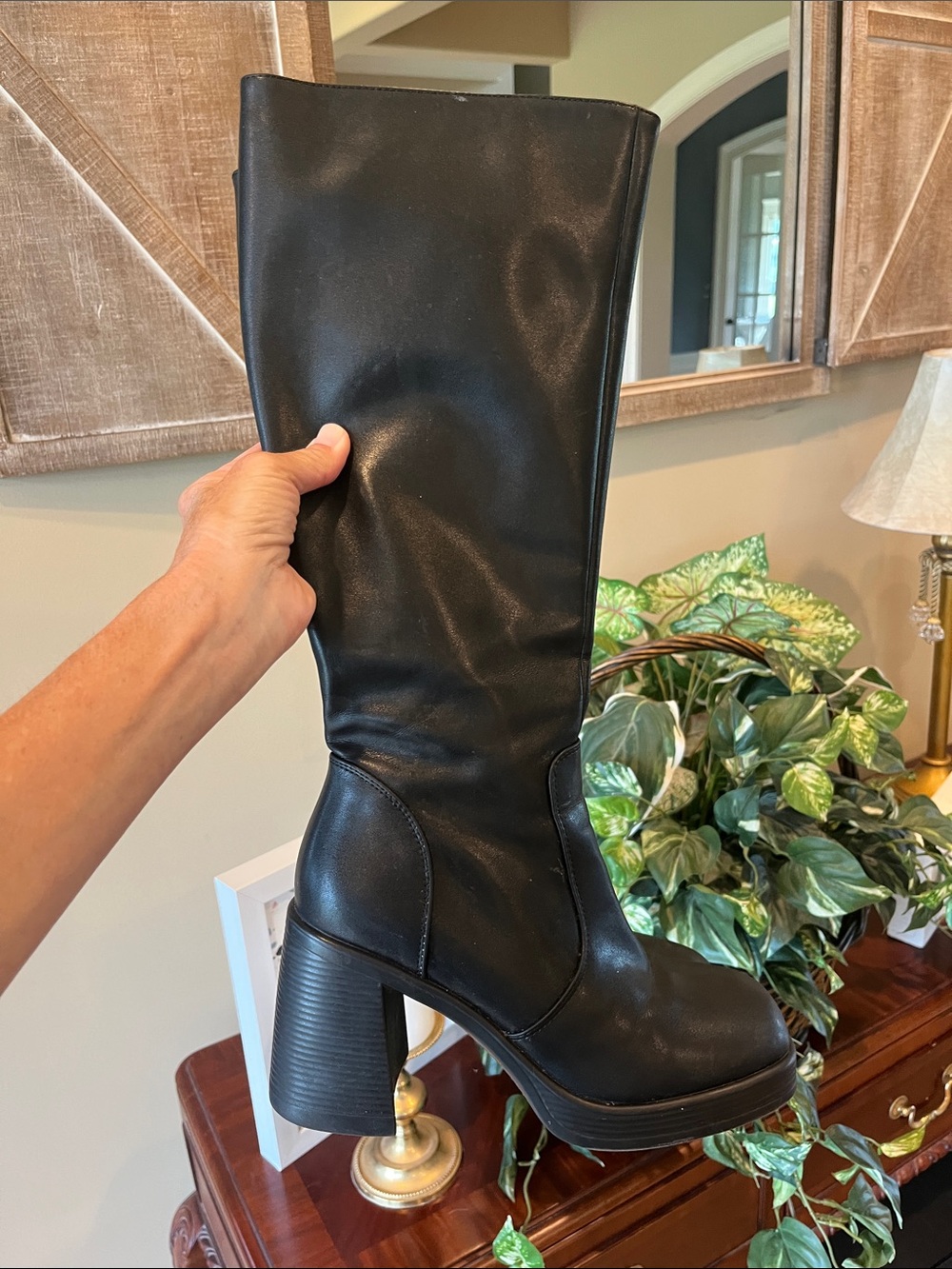 Black Block Heel Side Zip Knee High Boots Women’s 38 Size 7.5